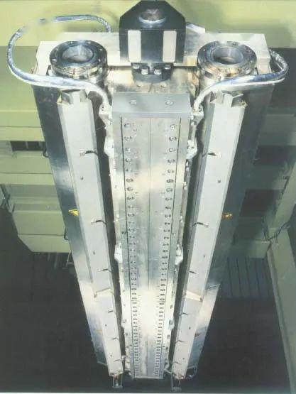 揭秘“熔噴模頭”、“口罩熔接齒?！?，到底是個(gè)啥？(圖6)