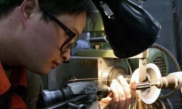 機(jī)加工和CNC技術(shù)員，這兩者有區(qū)分嗎 (圖2)