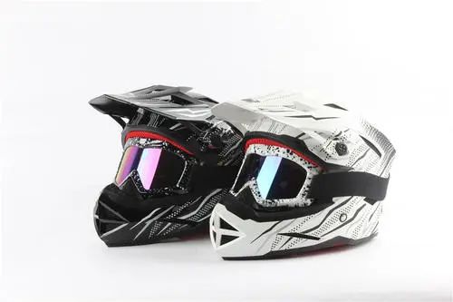 三線立式加工中心850plus機(jī)加工“頭盔模具”成新網(wǎng)紅，即將帶來(lái)一波新熱潮？(圖1)